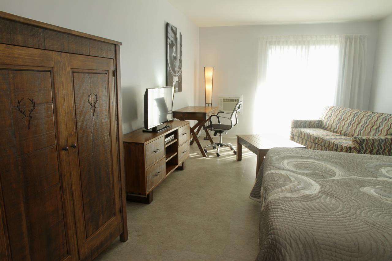 לה פוקטייר Motel Le Martinet מראה חיצוני תמונה