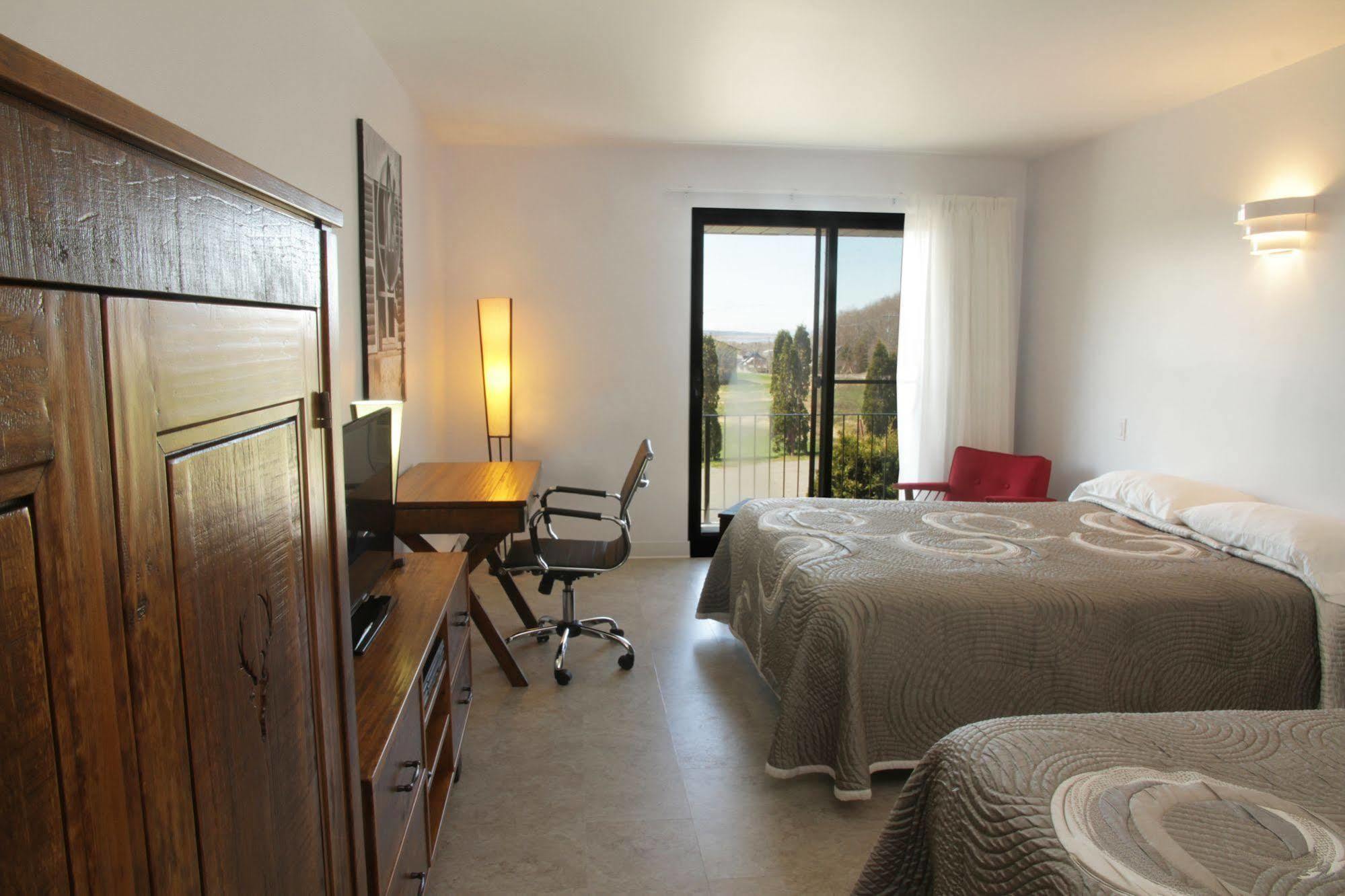 לה פוקטייר Motel Le Martinet מראה חיצוני תמונה