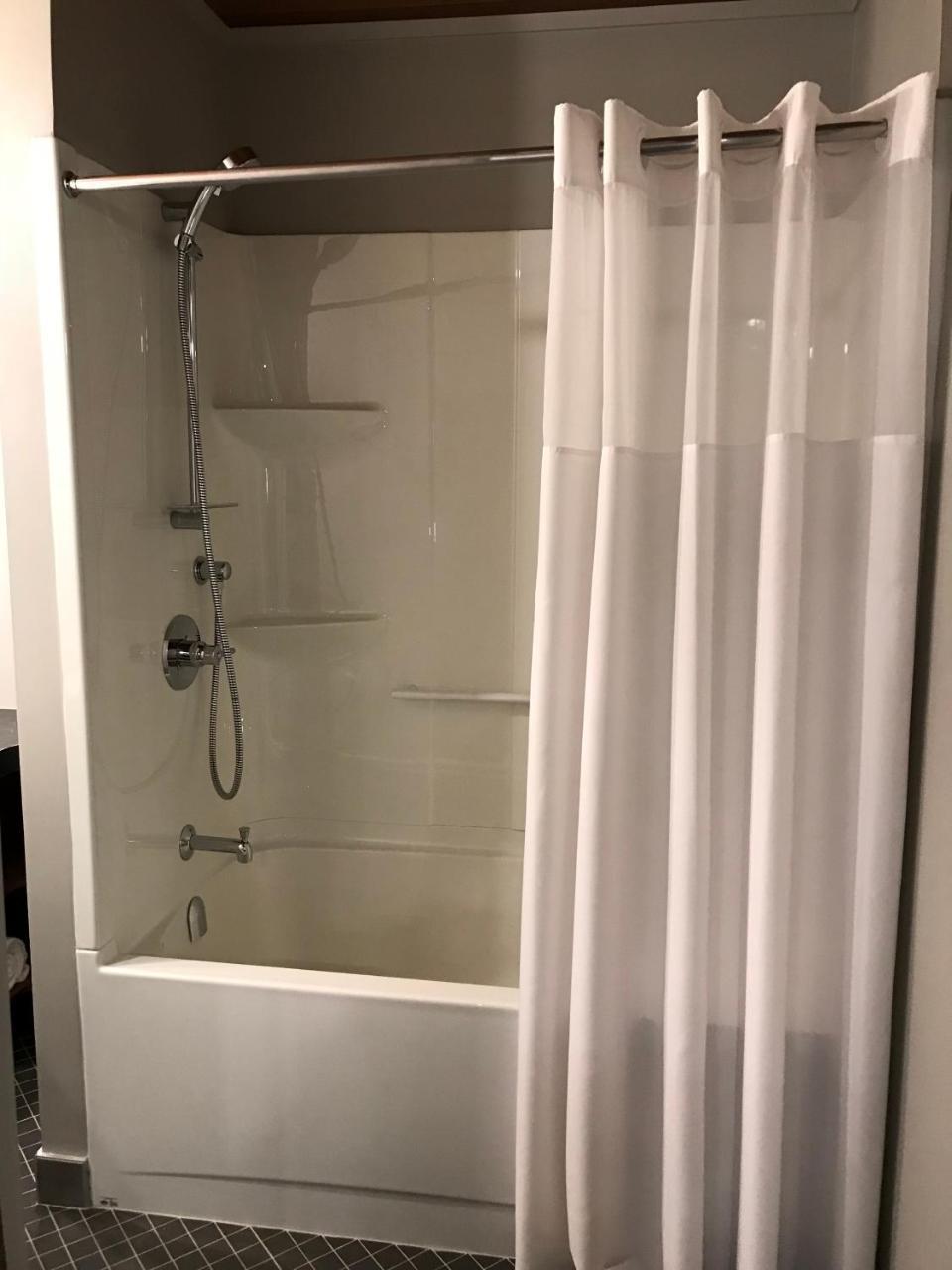 לה פוקטייר Motel Le Martinet מראה חיצוני תמונה